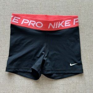 Nike Pro Women's 3" Shorts (S)